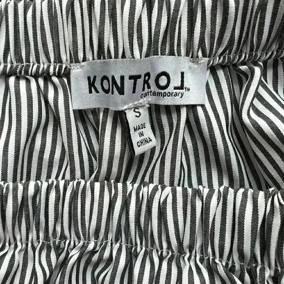 KONTROL CONTEMPORARY Off Shoulder Blouse - Picture 4 of 5